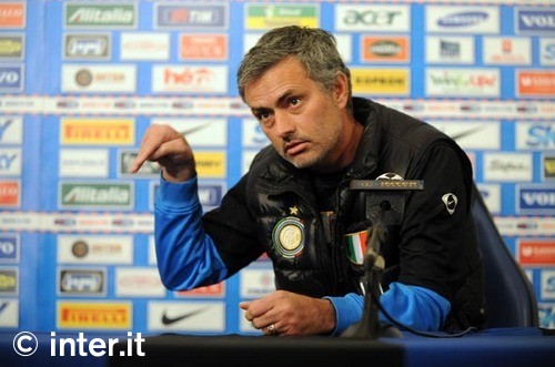 Confrence presse de Mourinho: "Sampdoria est plus important que Chelsea" 12678610