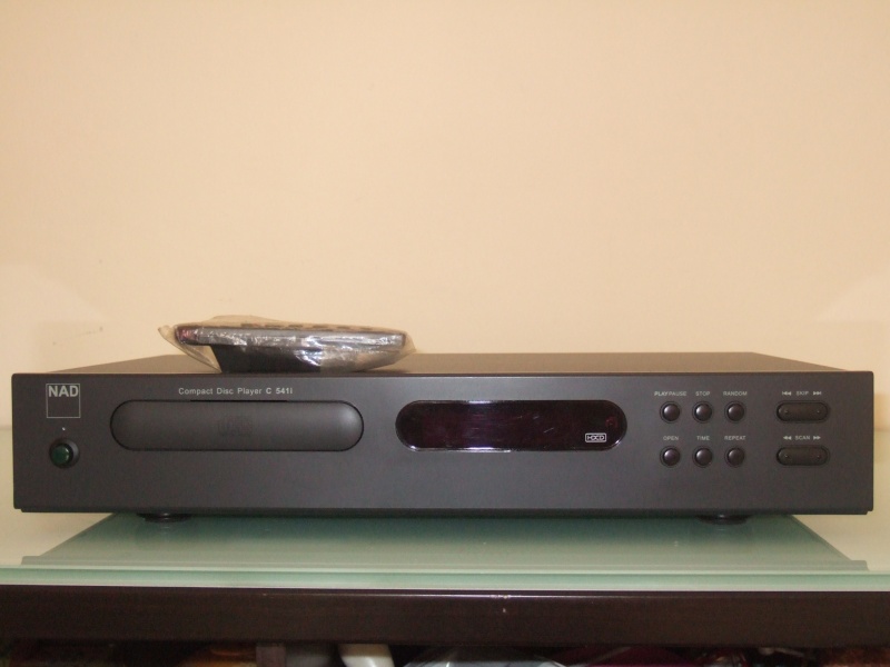 NAD C541i CD player (Used) Dscf3813