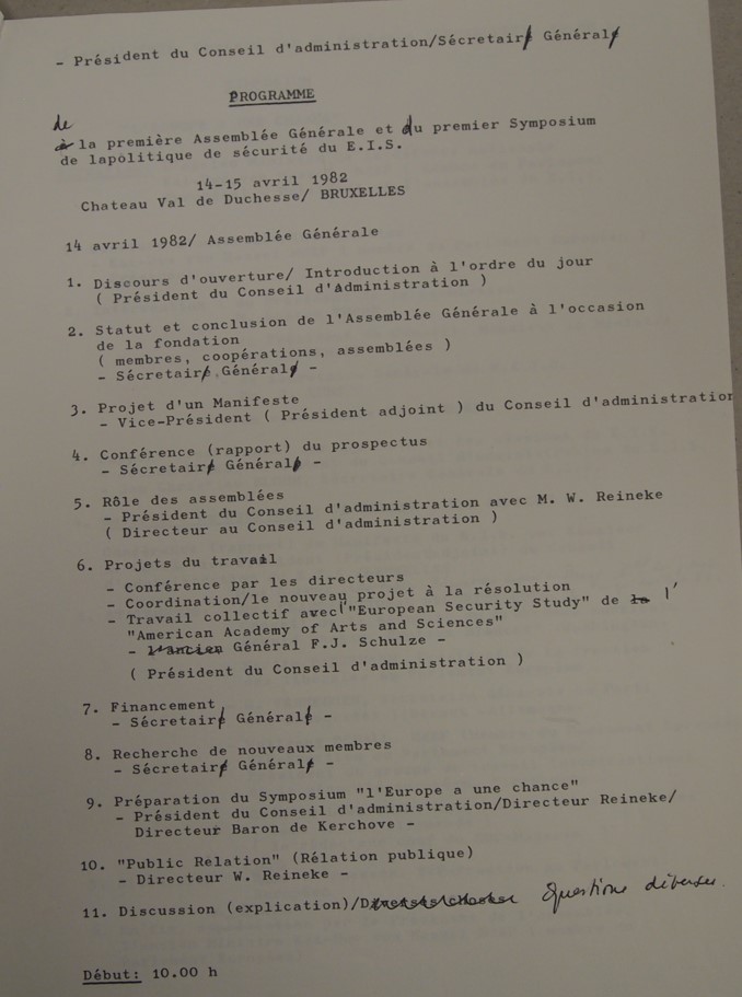 close - Robert Close - Page 16 Eis1210