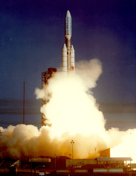Les sondes Voyager-1&2 Lancem10