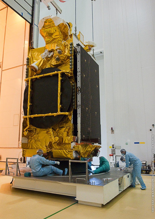 Ariane 5 ECA VA201(YahSat 1A+New Dawn)22/04/2011 Y1a110