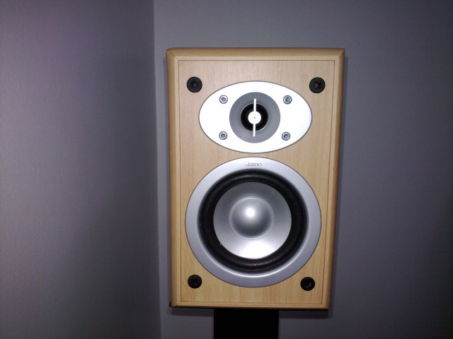 Jamo E3SUR Speaker [SOLD]  08112010