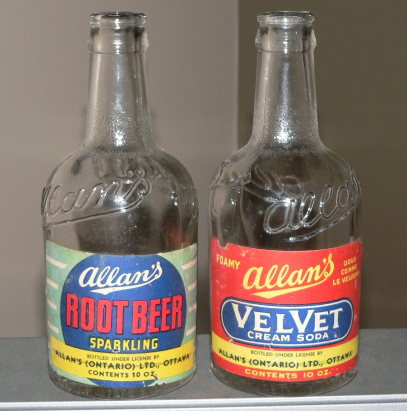 2 Allan's - Root beer & Velvet cream soda - 10oz avec étiquettes de papier 2allan10