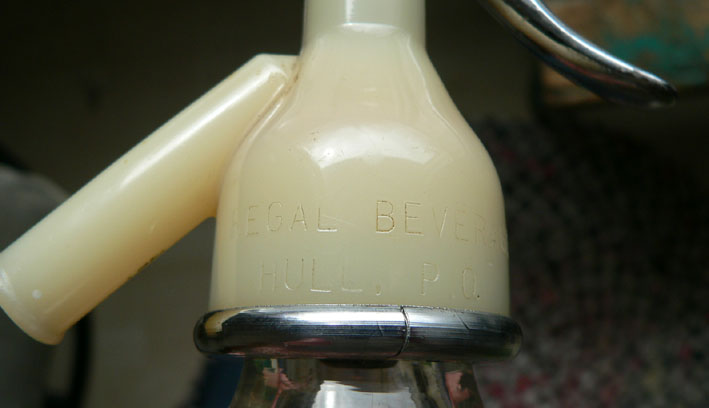  Rare siphon "Breuvages REGAL Beverages" de Hull - 30oz Siphon12