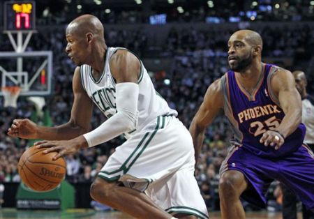 Celtics 115, Suns 103; Boston estrena plantel renovado I3420610