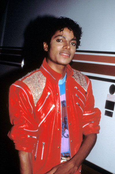 Entrevista: Michael no intervalo da gravação do clipe Beat It (1982) 01011