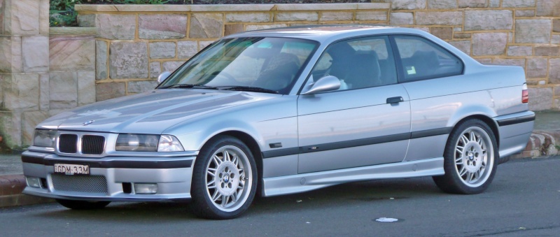 Présentation BMW série 3 E36 1995-110