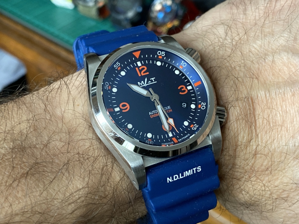 Montres MATWATCHES - Mer Air Terre - tome 2 - Page 11 Imag1021