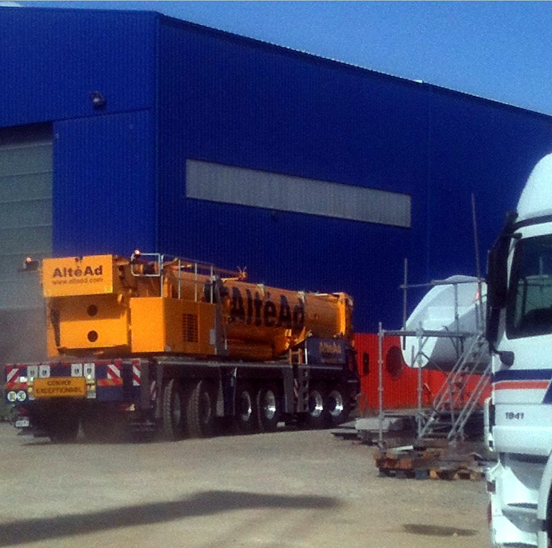 Les grues de ALTEAD (Groupe AlteAd) (France) - Page 2 Grove_14