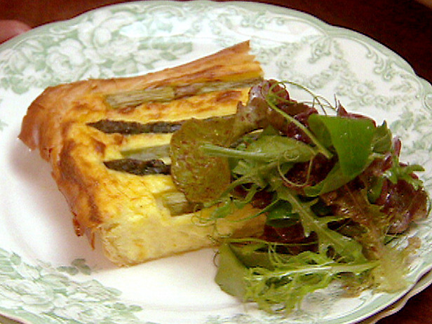 Crispy and Delicious Asparagus and Potato Tart Jh021310