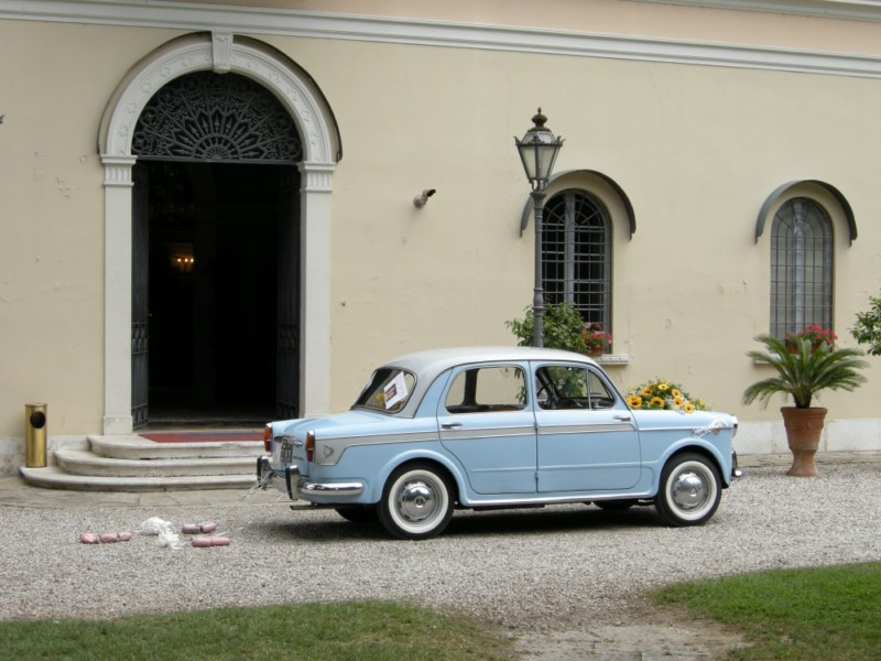 Vendesi Fiat 1100-103 H Lusso del 1960 - Ferrara 411