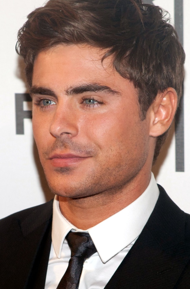 Tribeca FilmFestival 2013 (19.04.13) Efron_15