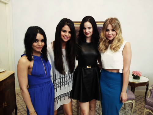 "Spring Breakers" Promo (17.02.13) Tumblr20