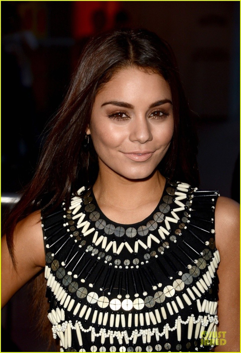 "Spring Breakers" LA Premiere (14.03.13) Vanes154