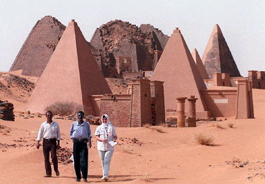  الاهرامات والطبيعة في السودان  9409_i10
