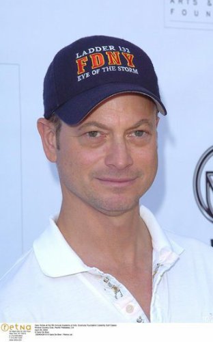 Gary Sinise - Page 6 20918910