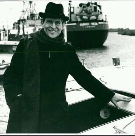 PHOTOS JEREMY BRETT - Page 17 Jbbat10