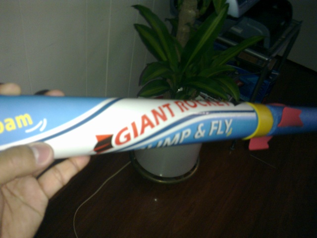Australian Geographic Giant Rocket 06042011