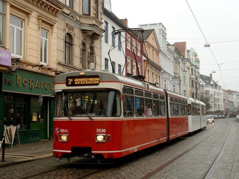 Hansestadt Bremen: Wegmann mit den ersten modernen Niederflurbahnen der Welt und Co. P1220213