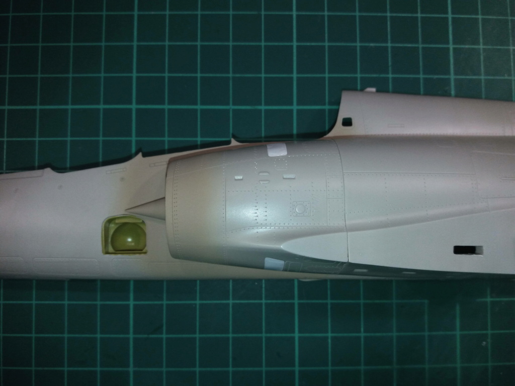 [Kitty Hawk] 1/32 - Dassault Mirage 2000N  - Page 2 20220635