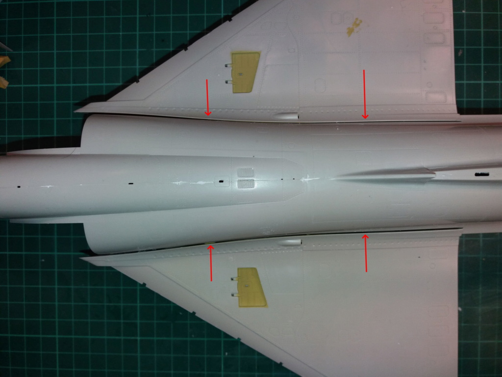 Mirage 2000C-RDI KH 1/32 - Page 3 Aile112