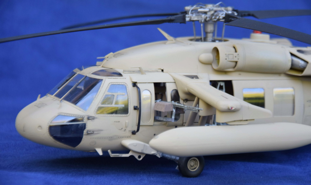 UH-60A/L BlackHawk Italeri 1/35 Dsc_0534
