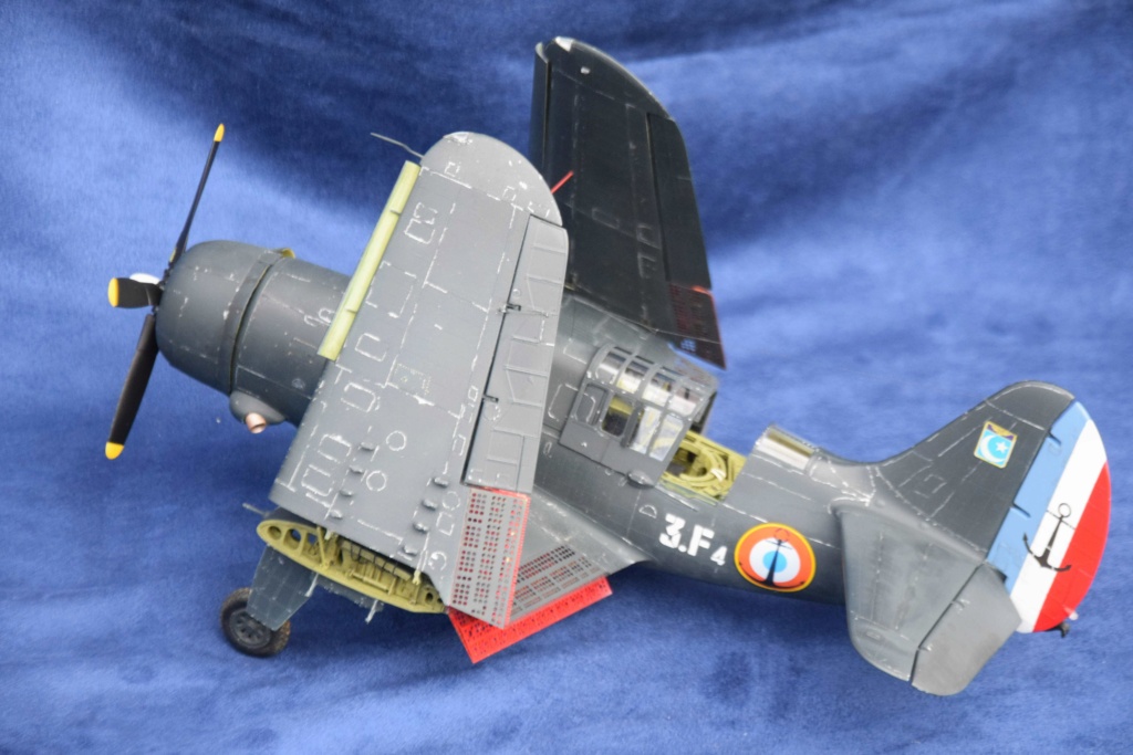Curtiss SB2C-5 Helldiver [Infinity Model 1/32°] de jeannot1 Dsc_0605