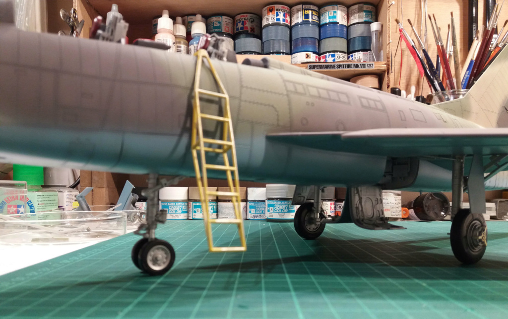 [Trumpeter] 1/32 - North American F-100F Super Sabre (f100) - Page 3 Guibol23