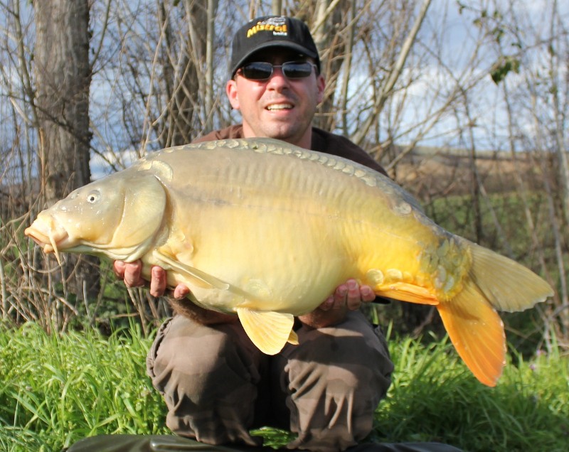 Une journée de peche sympa avec un record Miroir16