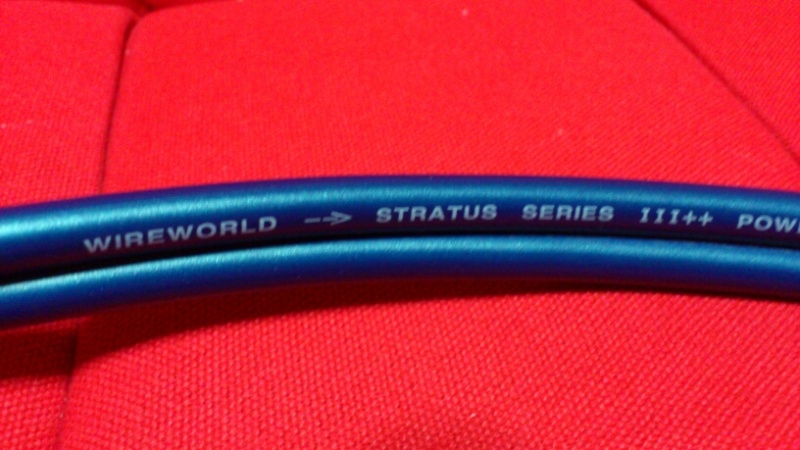Wireworld Stratus Series III (Sold) Mms_im11