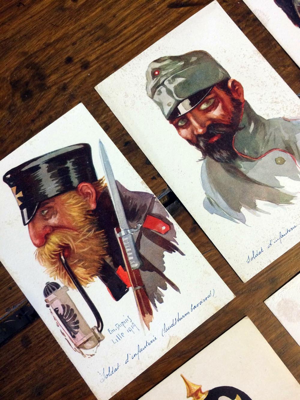 (P) Lot de cartes-postales portraits / caricatures de soldats A CLOTURER 269