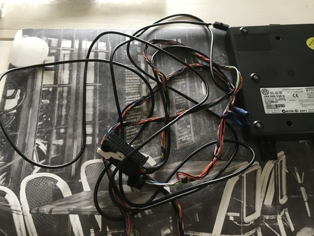 ( clôturé) Donne faisceau attelage +Boîtier Bluetooth D026b610