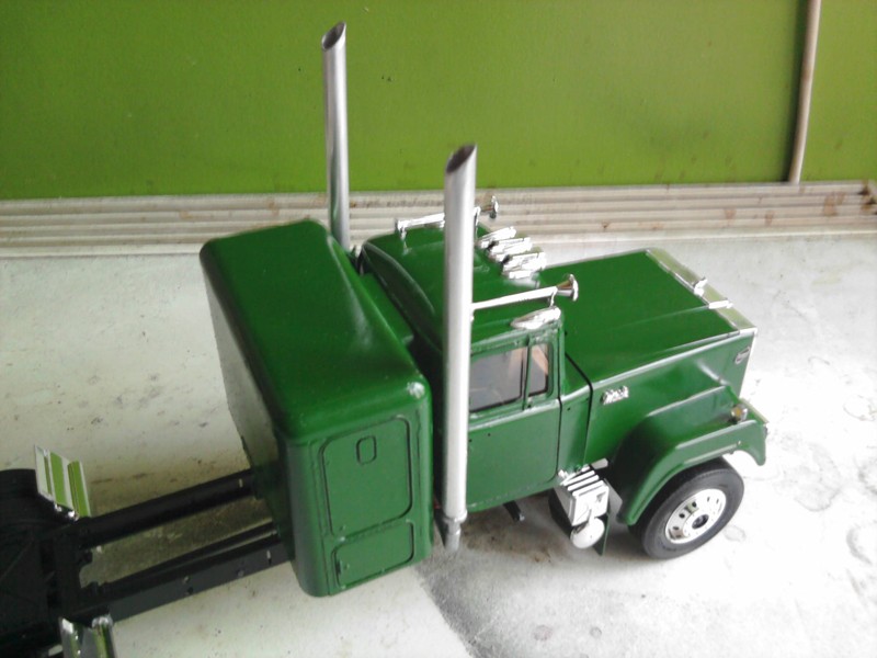 Revel Mack Super-Liner 1:24 Foto0211