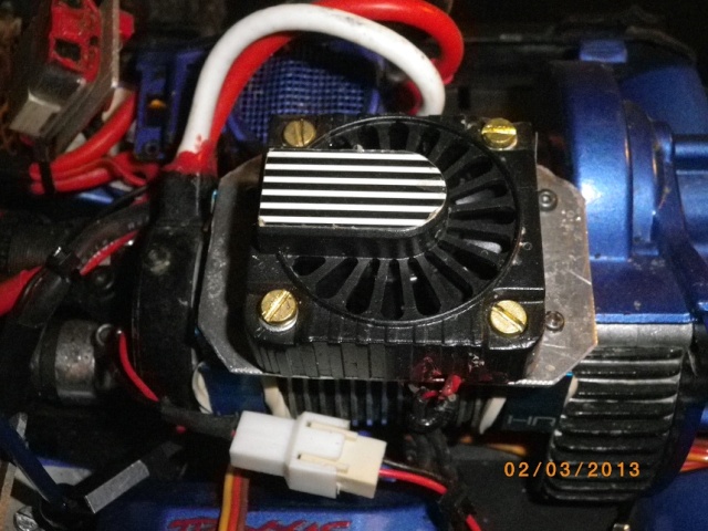 adapter ventilo moteur castle 1/5 sur 1/8  216