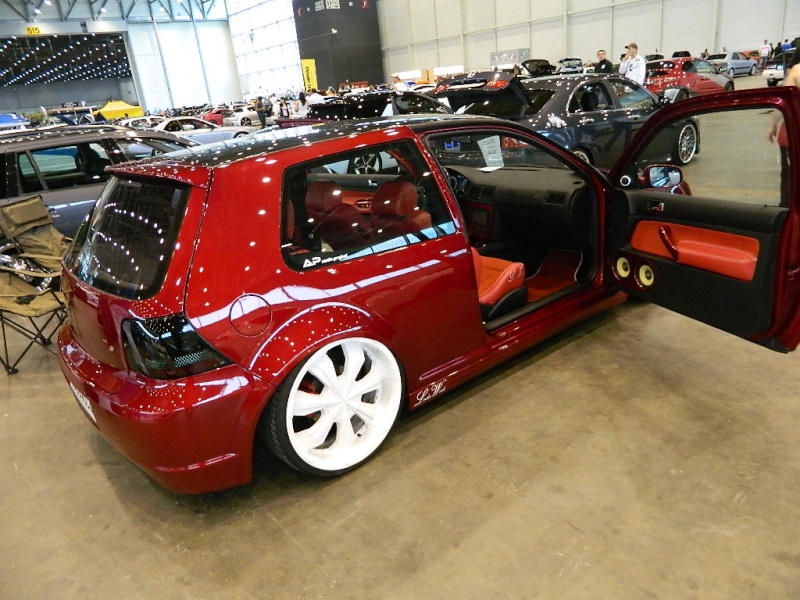 Deep red to black Mk 4 Photo410