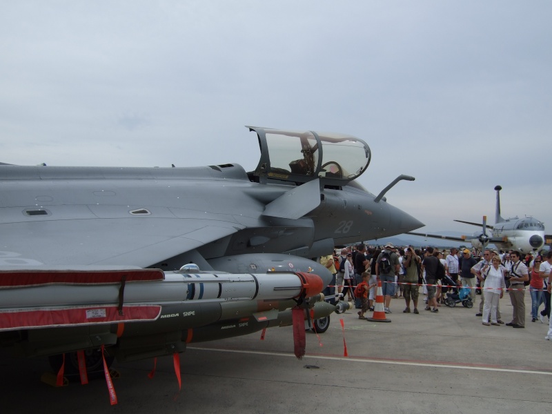 un rafale M a hyeres 100 ans d'aéronavale !!! Dscf0015