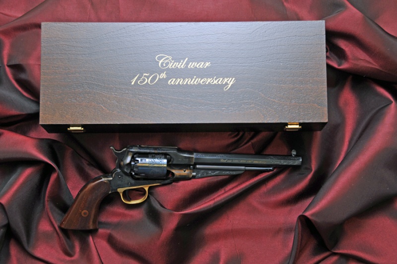 Remington  New Army 1858 cal.44 /  Colt 1851 NAVY Acier Cal. 36 _dsc9010
