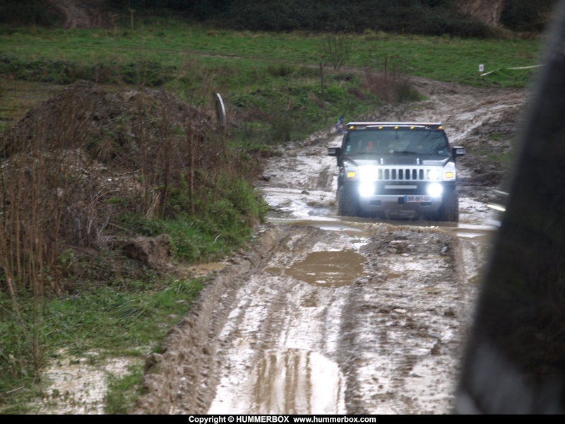 Photos & vidéos de La Team Hummerbox au Salon du Véhicule d’Aventure 2013 à Trans sur Erdre le 9 et 10 mars 2013  P3105214