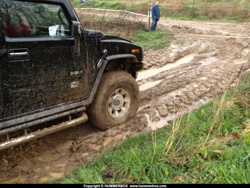 Photos & vidéos de La Team Hummerbox au Salon du Véhicule d’Aventure 2013 à Trans sur Erdre le 9 et 10 mars 2013 P3105314