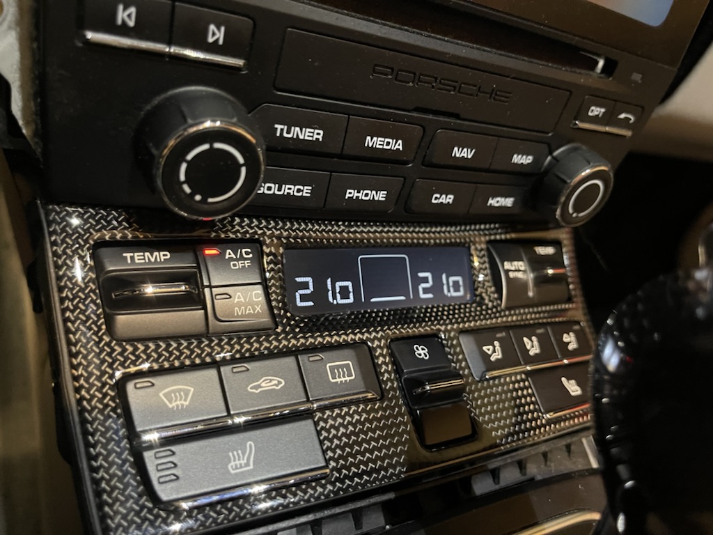 Tuto 991.2: Installation du thermostat pièce DBCarbon Aa27d110