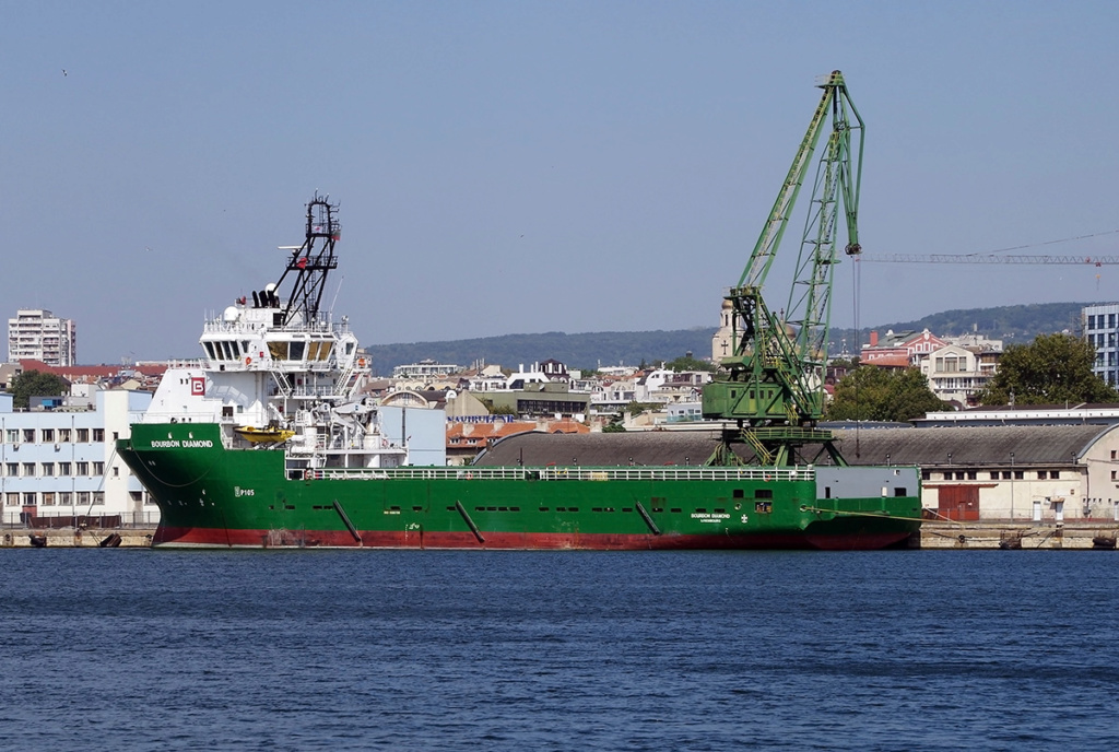  Photos de navires Luxembourgeois Armateur enre Belgique B 1 Bourbo11