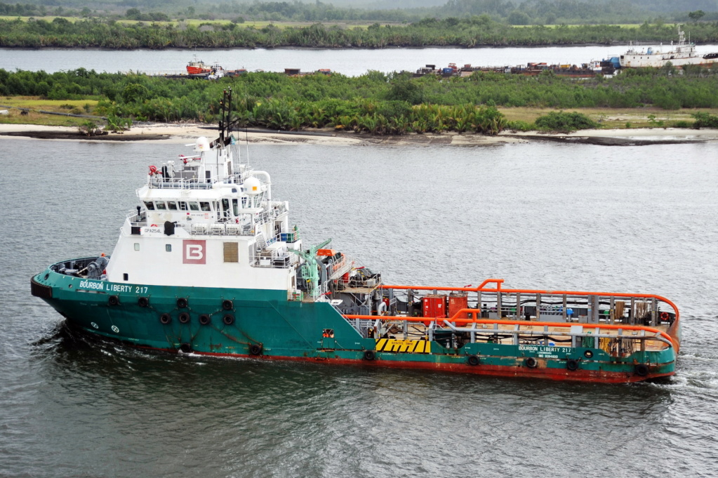 Photos de navires Luxembourgeois Armateur enre Belgique B 1 Bourbo27