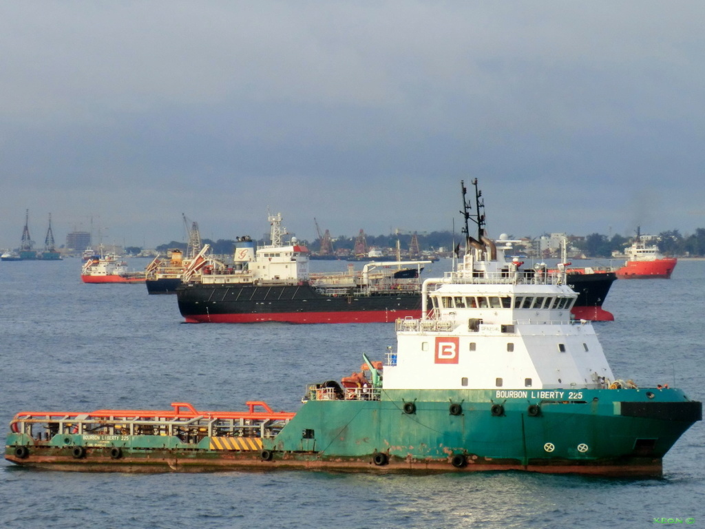  Photos de navires Luxembourgeois Armateur enre Belgique B 1 Bourbo29