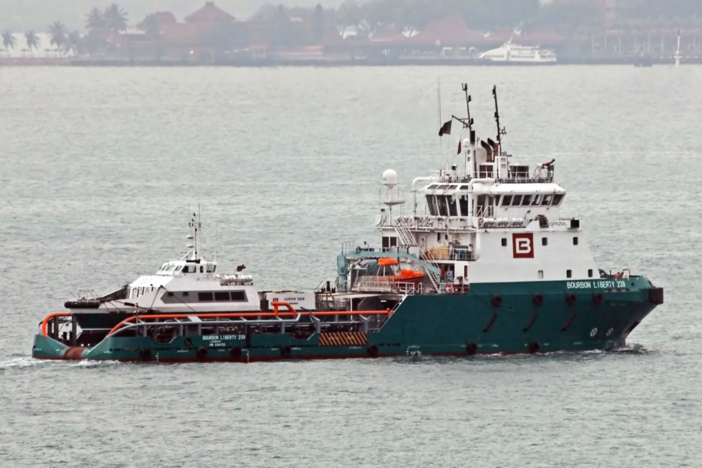 Photos de navires Luxembourgeois Armateur enre Belgique B 1 Bourbo33