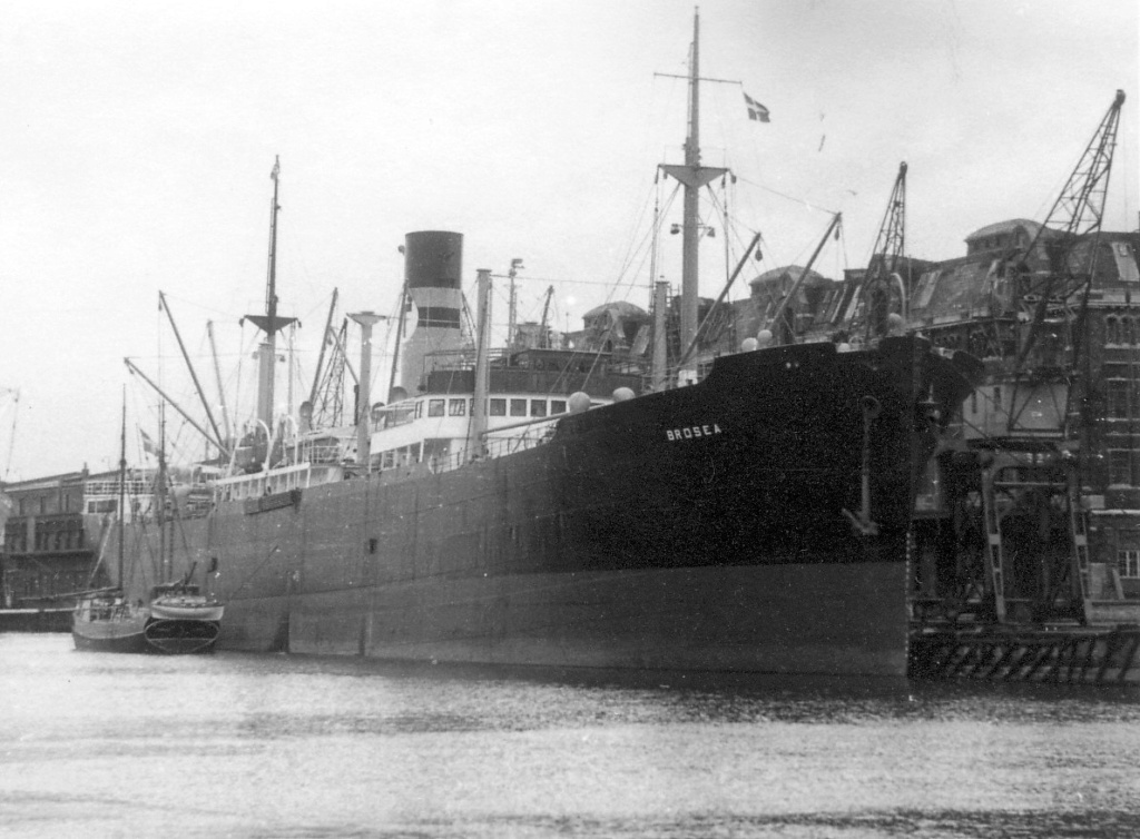 mai 1940 - Photos General cargo avant 1940 (Plus 3000gt) 5  Brosea10