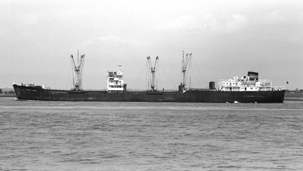 Photos Navires du monde construit entre 1950-1960 (2) Crysta15