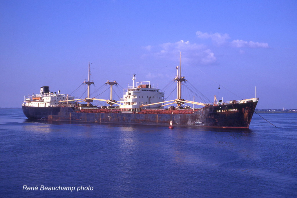 Photos Navires du monde construit entre 1950-1960 (6) Ile_au12