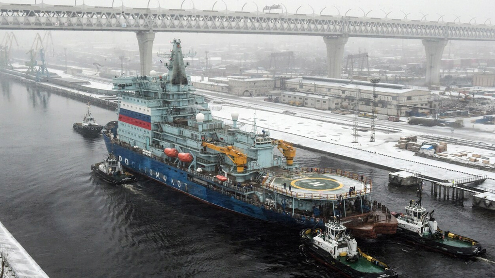 Fin des essais en mer pour l’Arktika, le plus puissant brise Image110