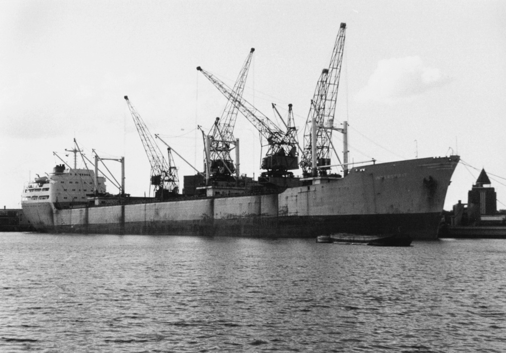 Photos Navires du monde construit entre 1950-1960 (5) Inters10