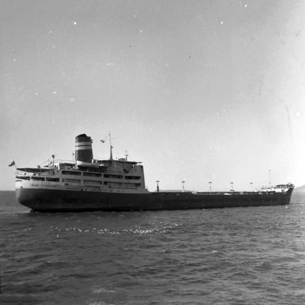 Photos Navires du monde construit entre 1950-1960 (1) Iron_f10